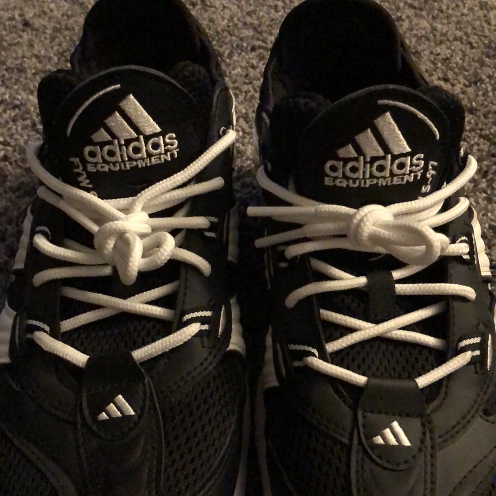 Adidas Sneakers NEW!